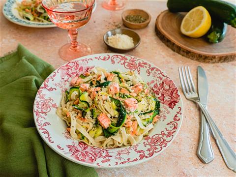 Tagliatelles au saumon et beurre de sauge